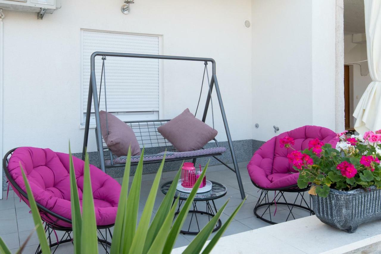 Apartments Nana Podstrana Luaran gambar